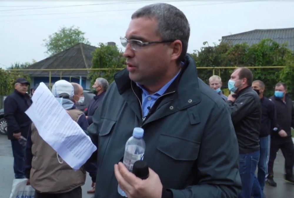 Ce a declarat Renato Usatîi după ce a fost scos cu forța de paza de corp a lui Igor Dodon de la întâlnirea electorală de la Fălești